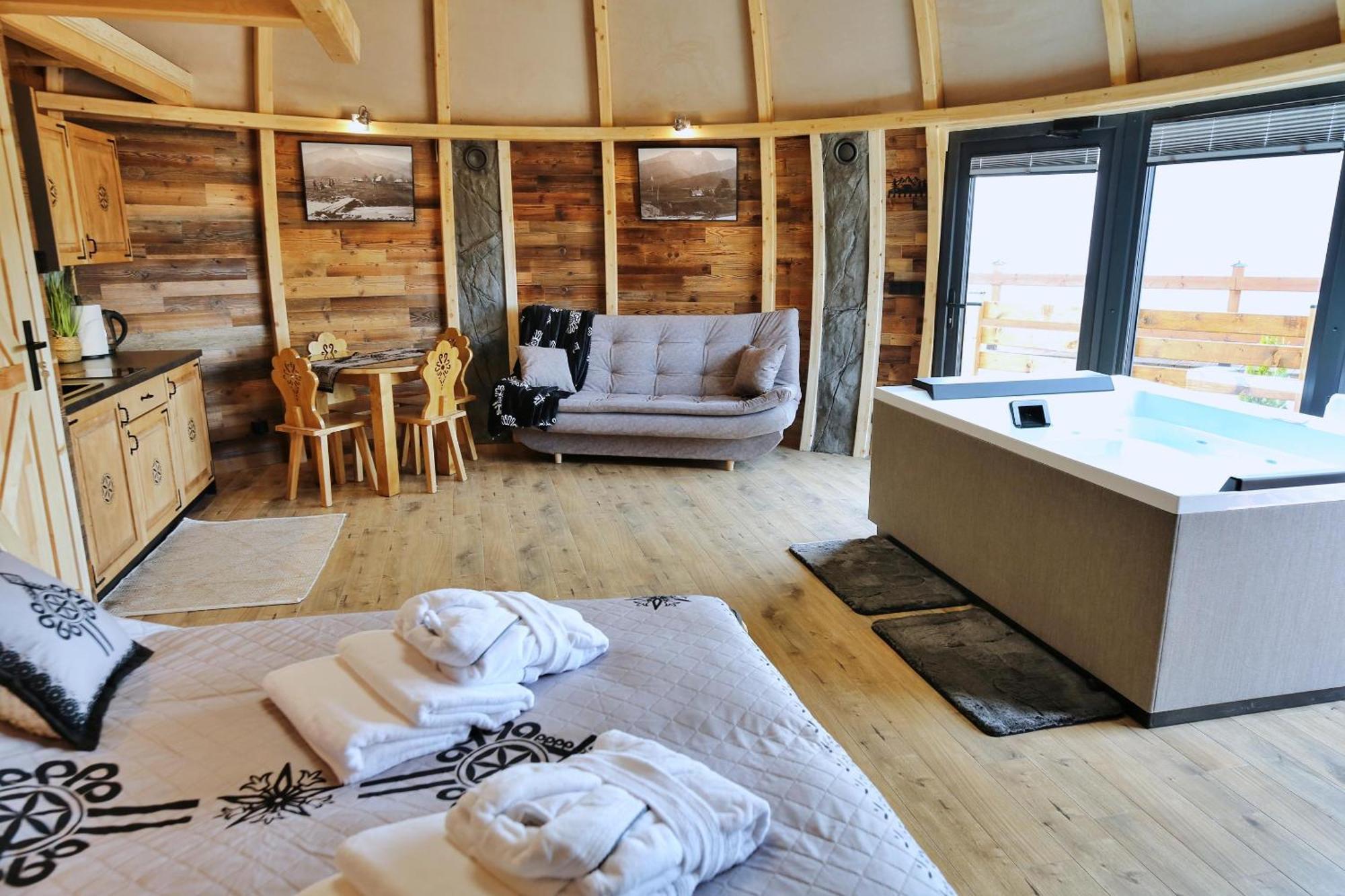 Готель Tatry Mountain Glamp Z Jacuzzi Закопане Екстер'єр фото